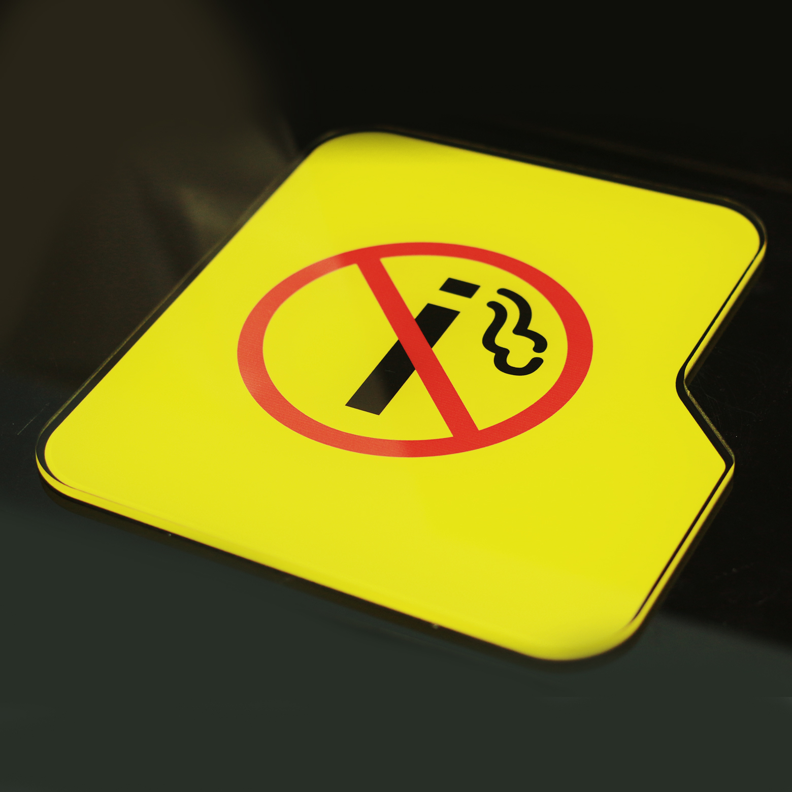 Sign No Smoking