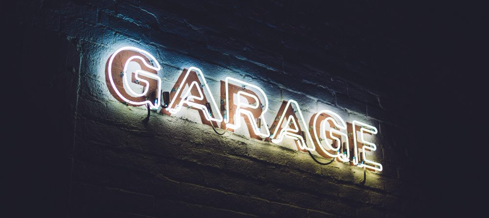 Lampu Signage
