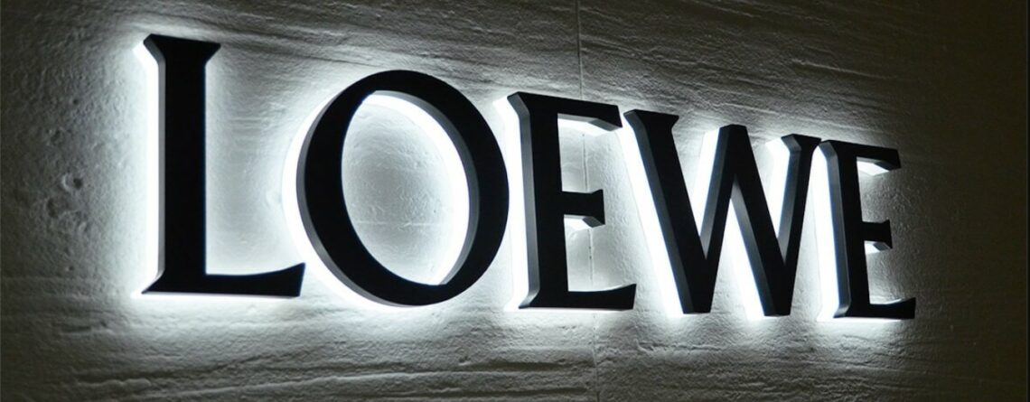 Backlit Signage: Pengertian, Tips Membuat, dan Keunggulannya